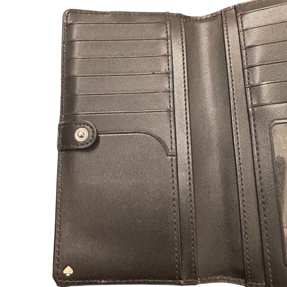 Kate Spade Staci Colorblock Large Slim Bifold Wallet in Warm Beige/Black EUC - Picture 5 of 8